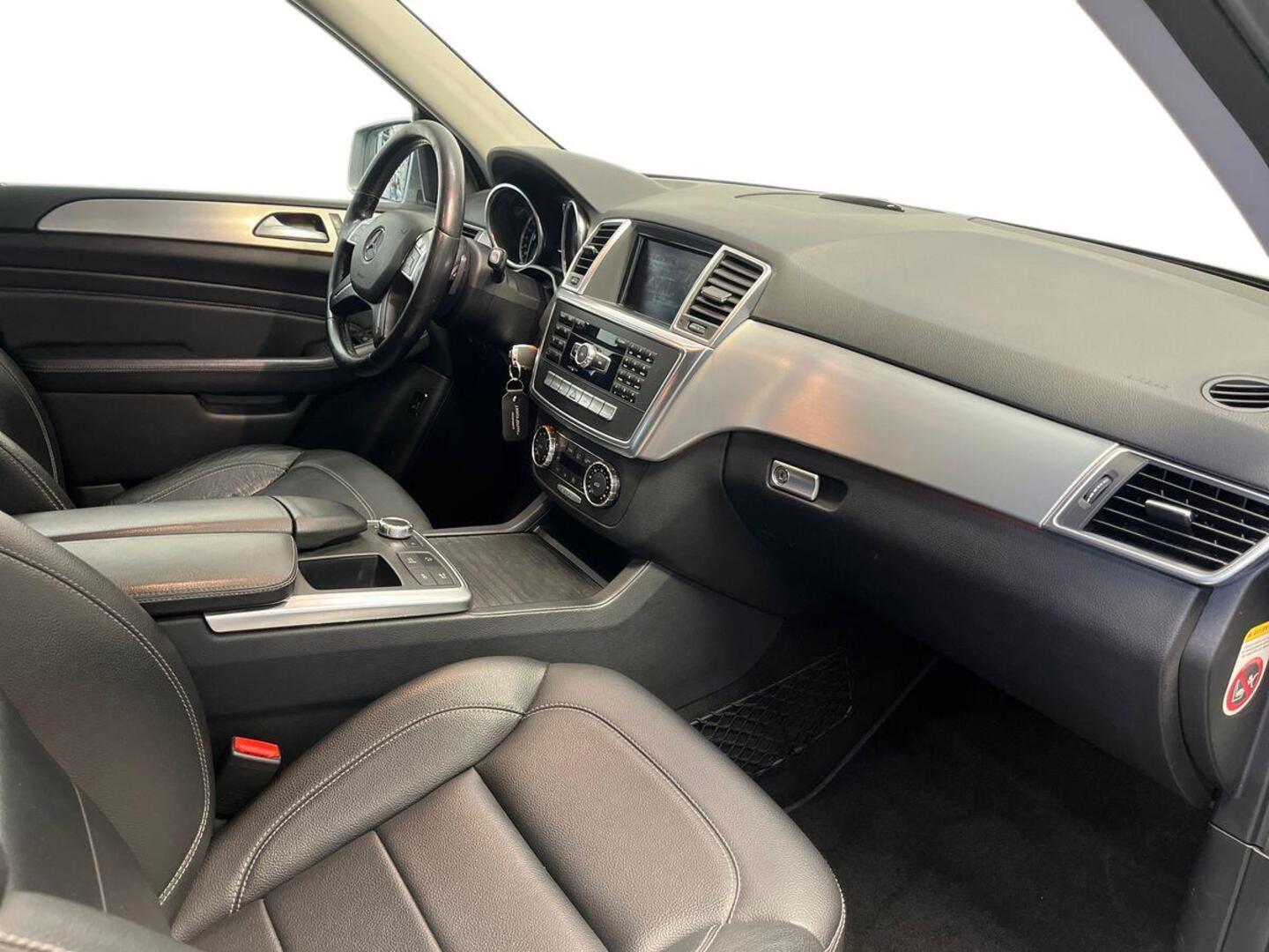 MERCEDES-BENZ ML 2012
