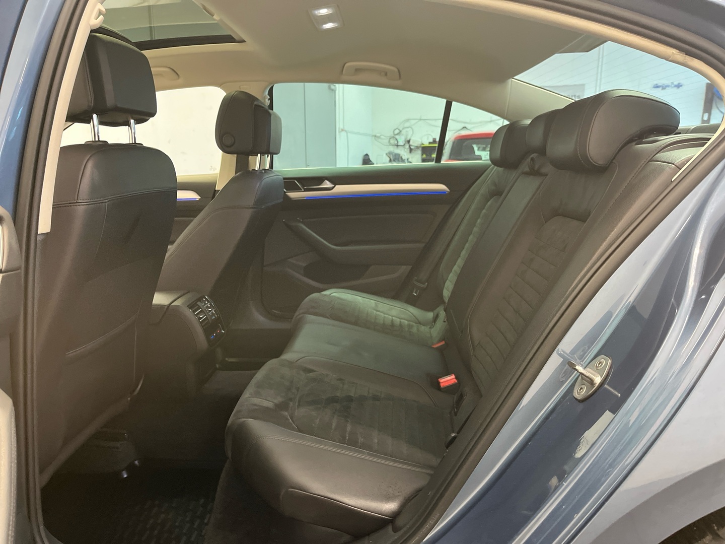 VOLKSWAGEN Passat 2016