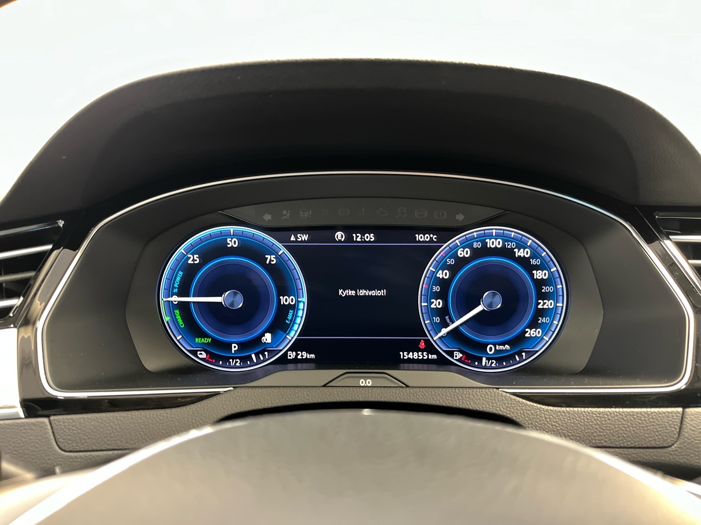 VOLKSWAGEN Passat 2016