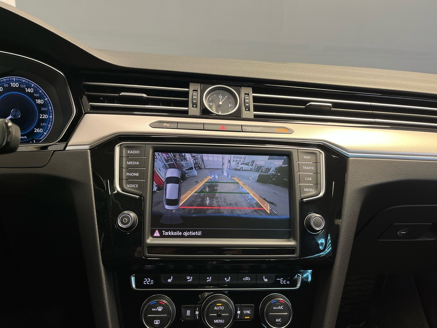 VOLKSWAGEN Passat 2016