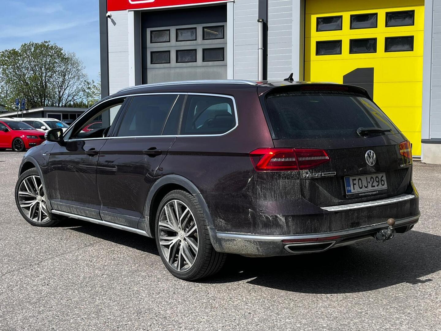 VOLKSWAGEN Passat 2016