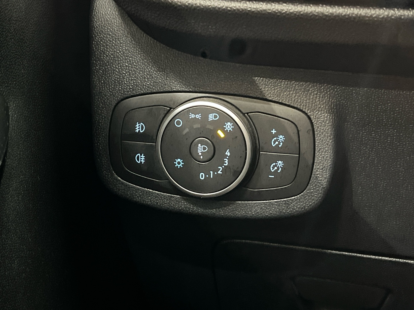 FORD Fiesta Van 2021