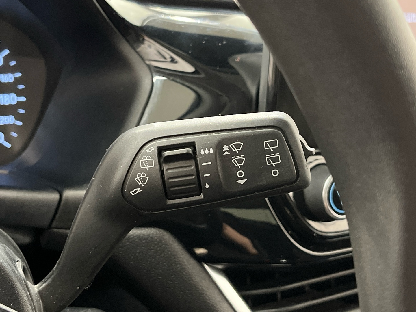 FORD Fiesta Van 2021