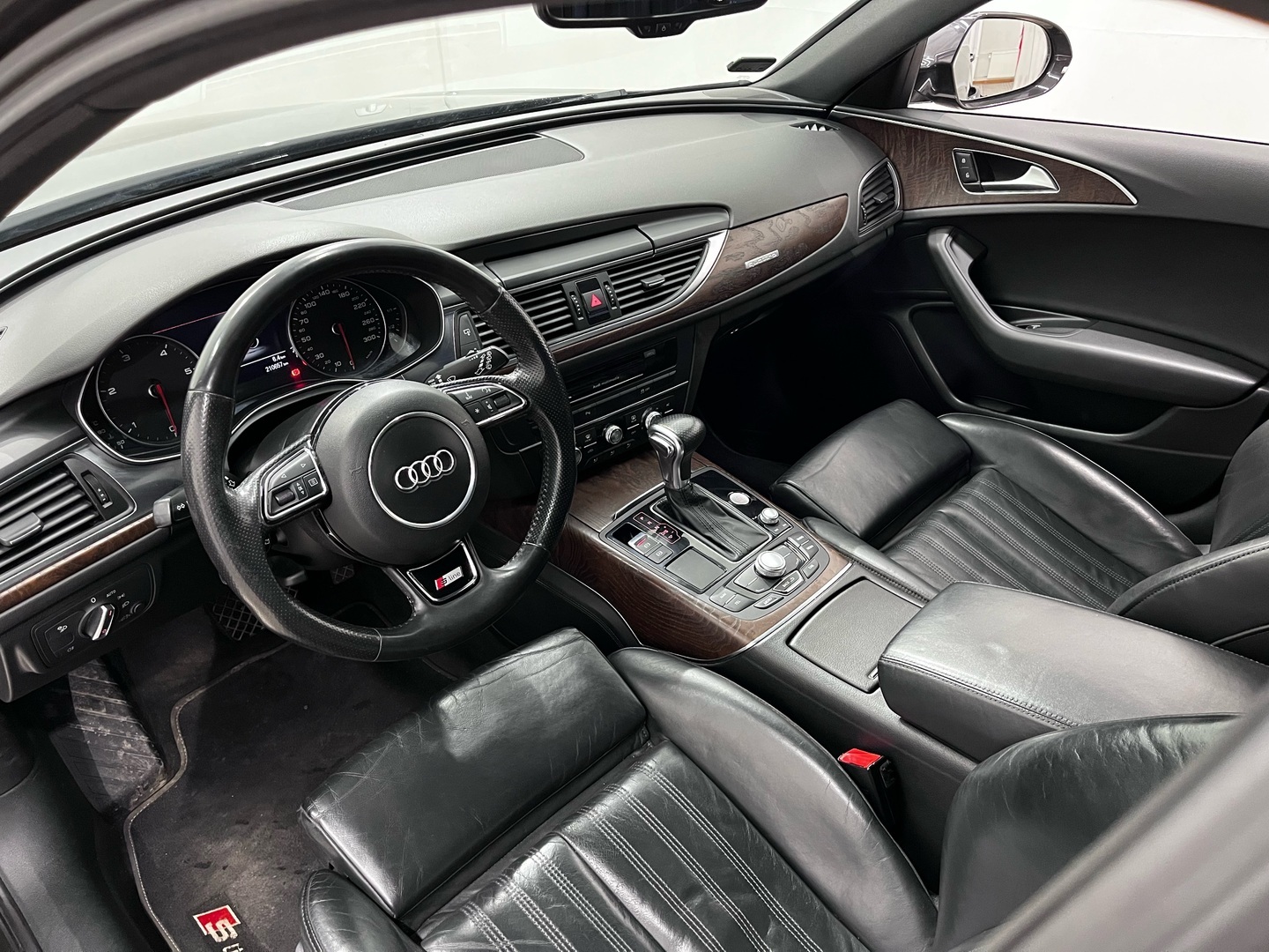 AUDI A6 2012