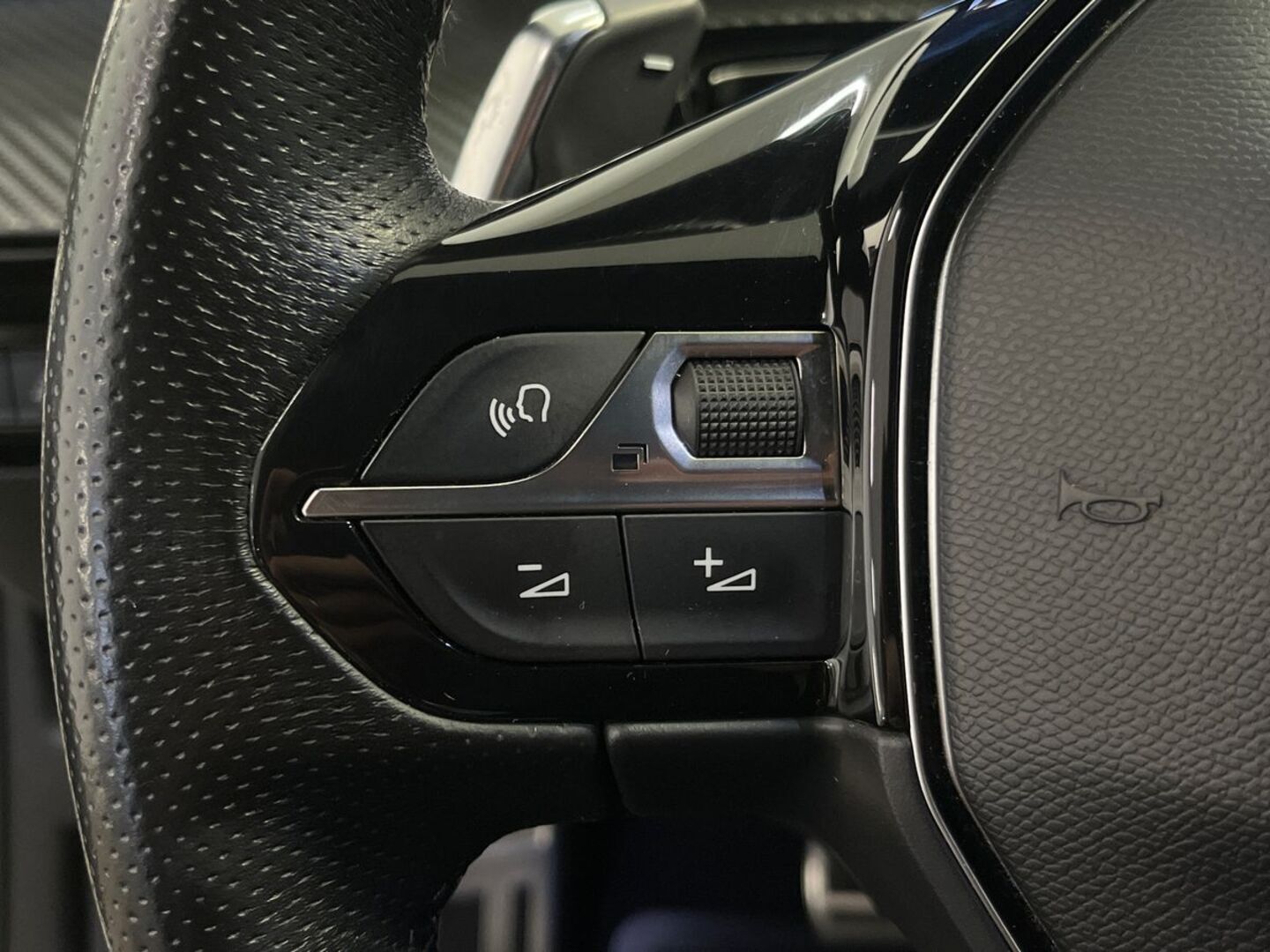 PEUGEOT 508 2021