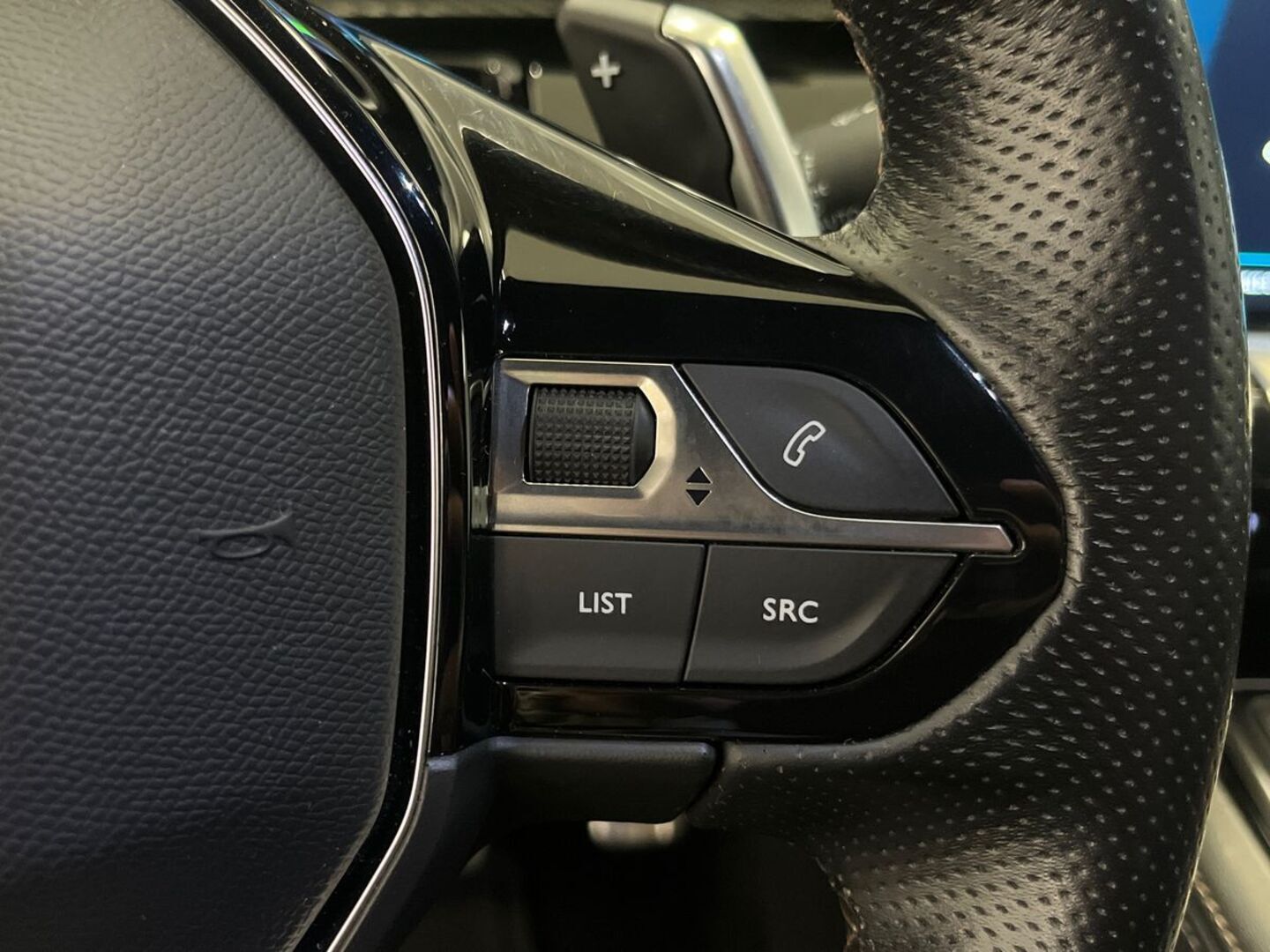 PEUGEOT 508 2021