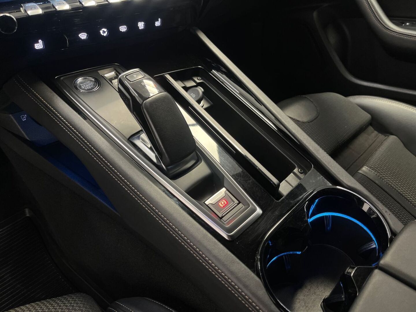 PEUGEOT 508 2021