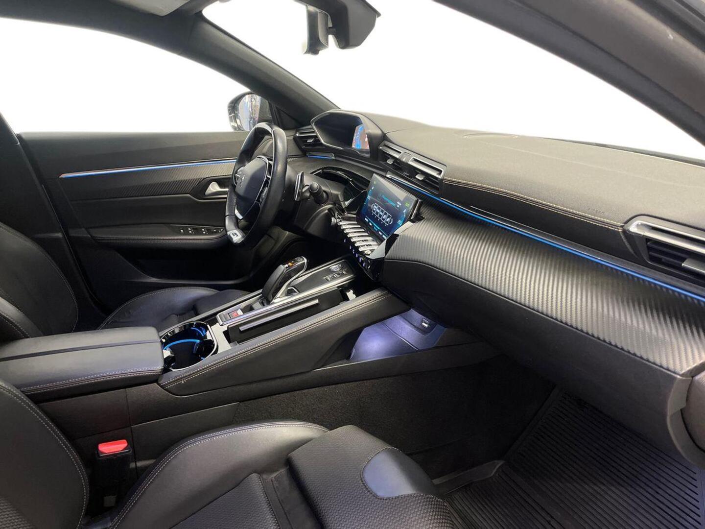 PEUGEOT 508 2021