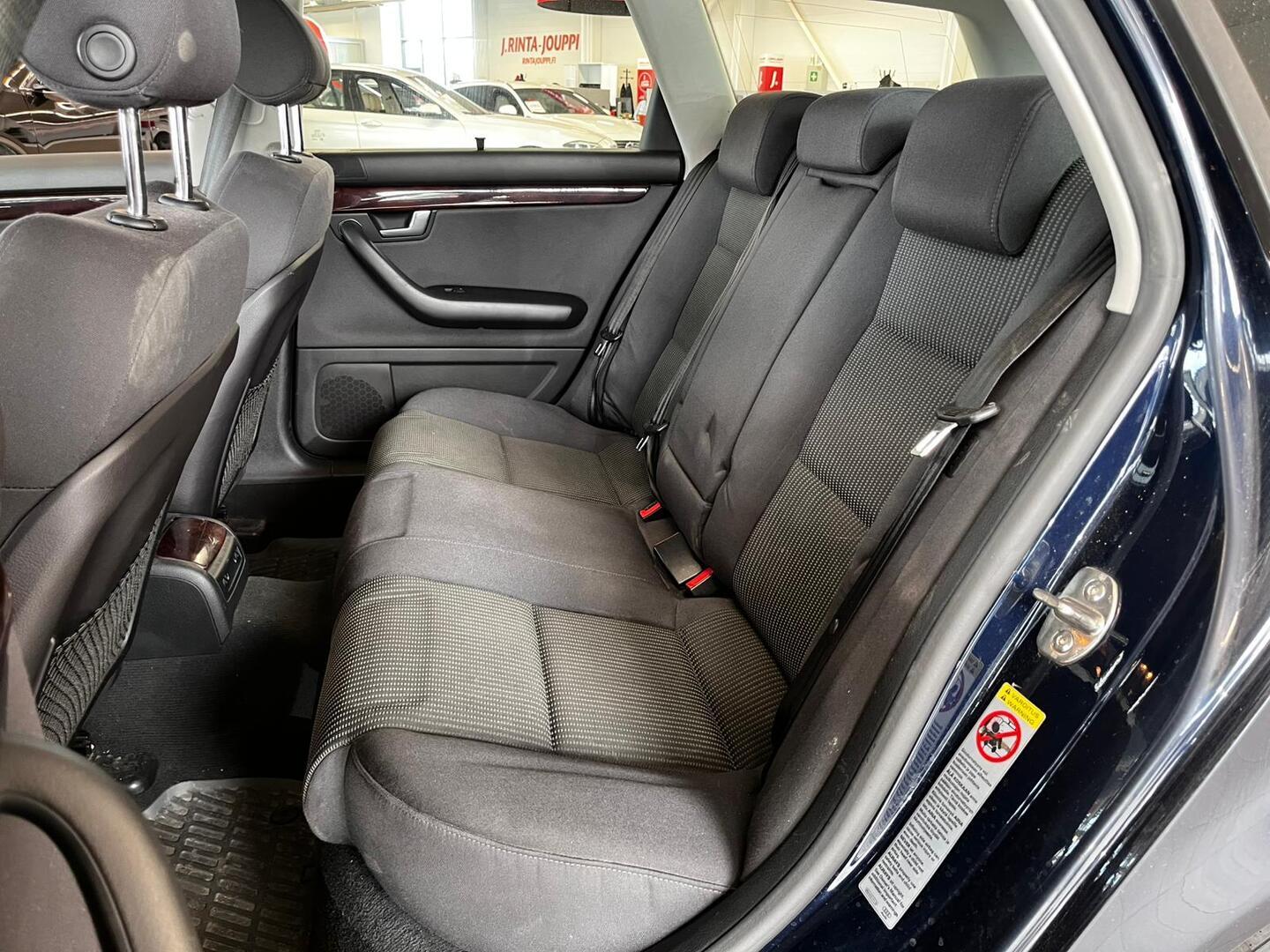 AUDI A4 2005