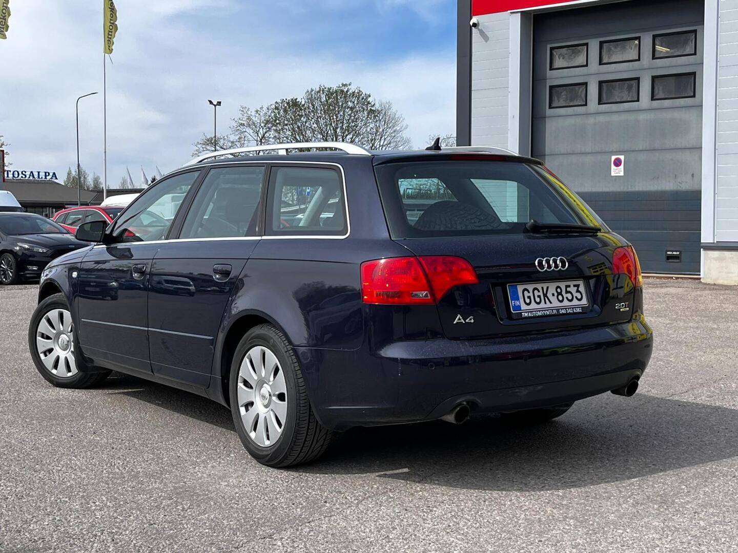 AUDI A4 2005
