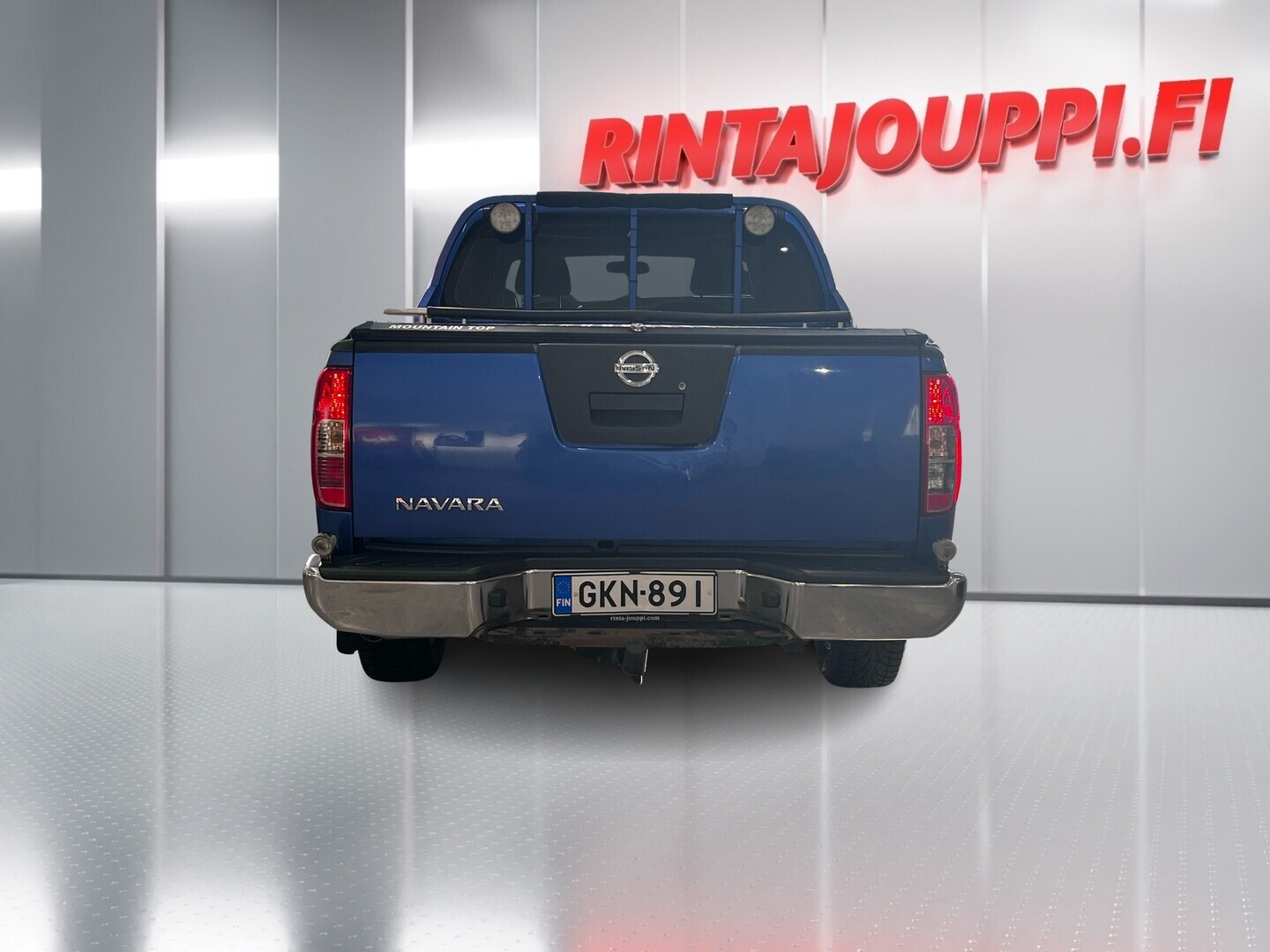 NISSAN Navara 2012