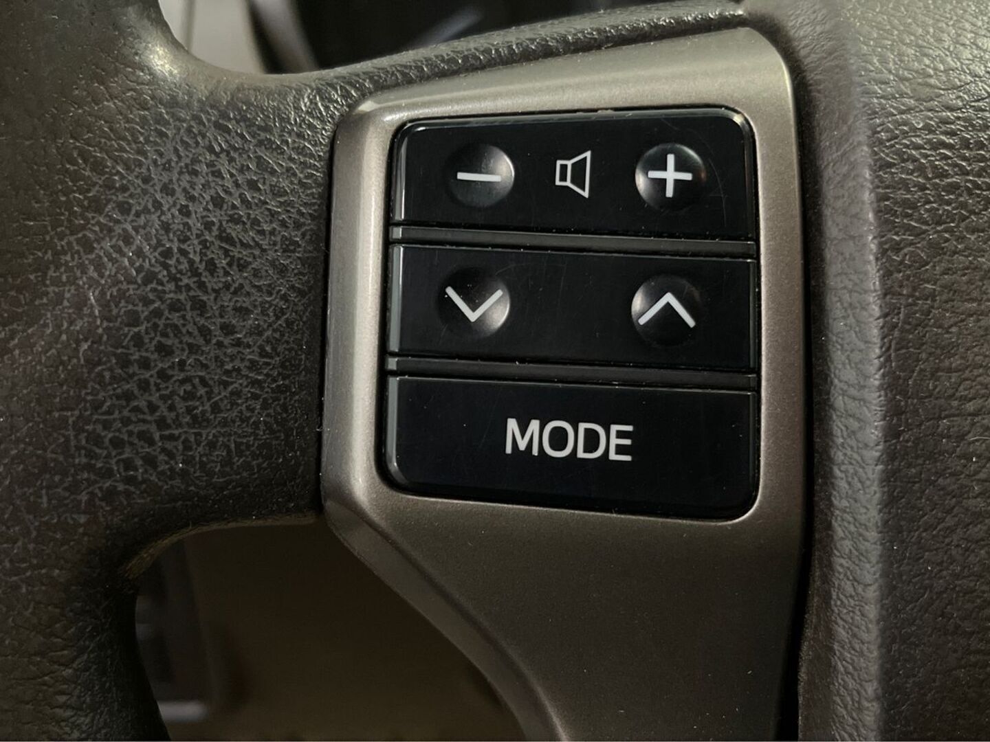 TOYOTA Land Cruiser 2013