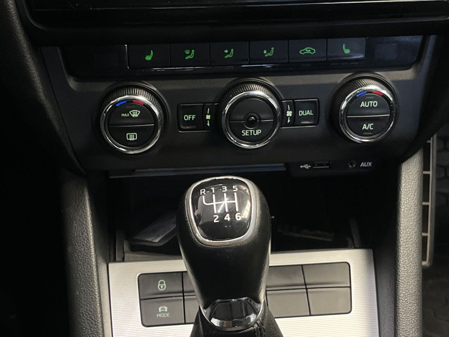 SKODA Octavia 21