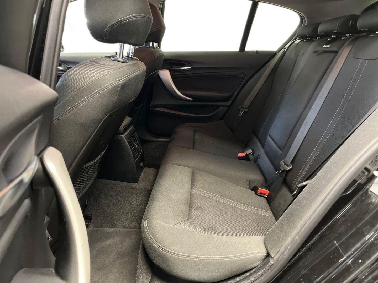 BMW 120 2018