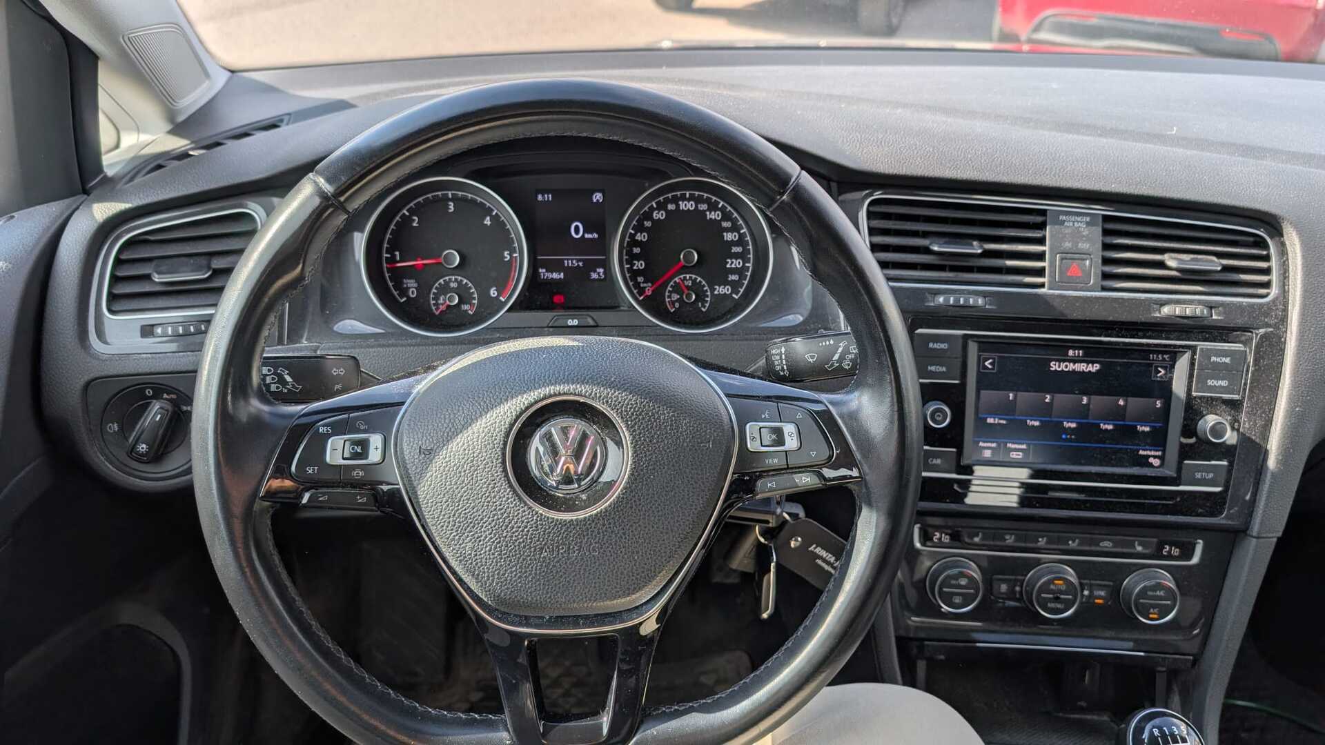 VOLKSWAGEN Golf 2019