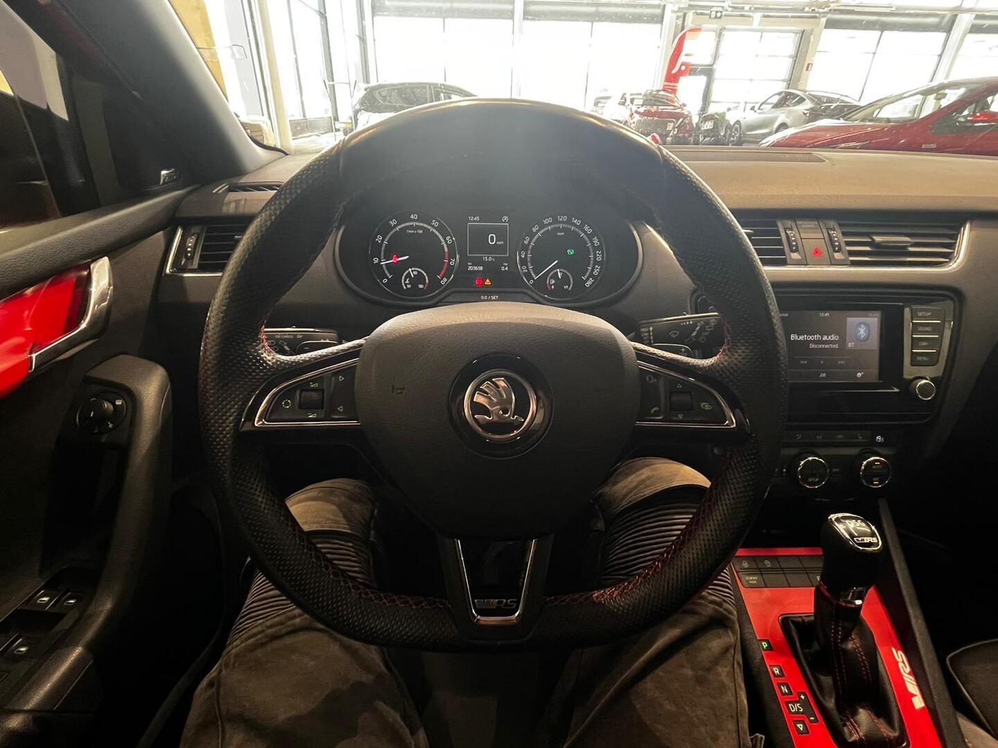 SKODA Octavia 2015