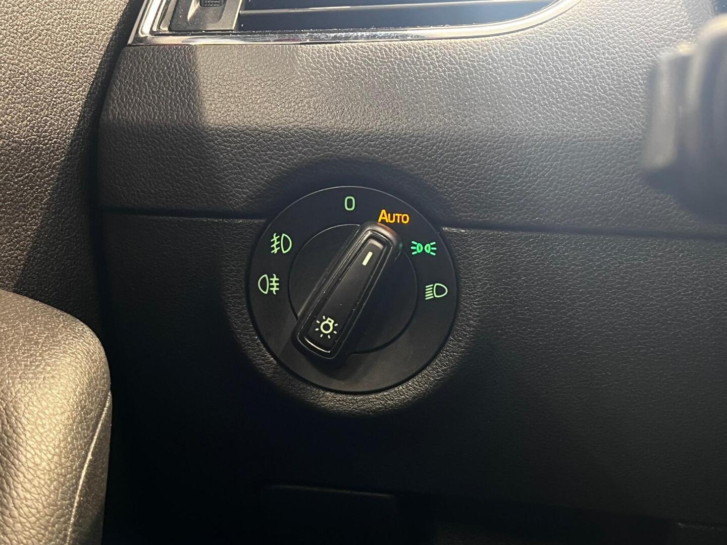 SKODA Octavia 2015