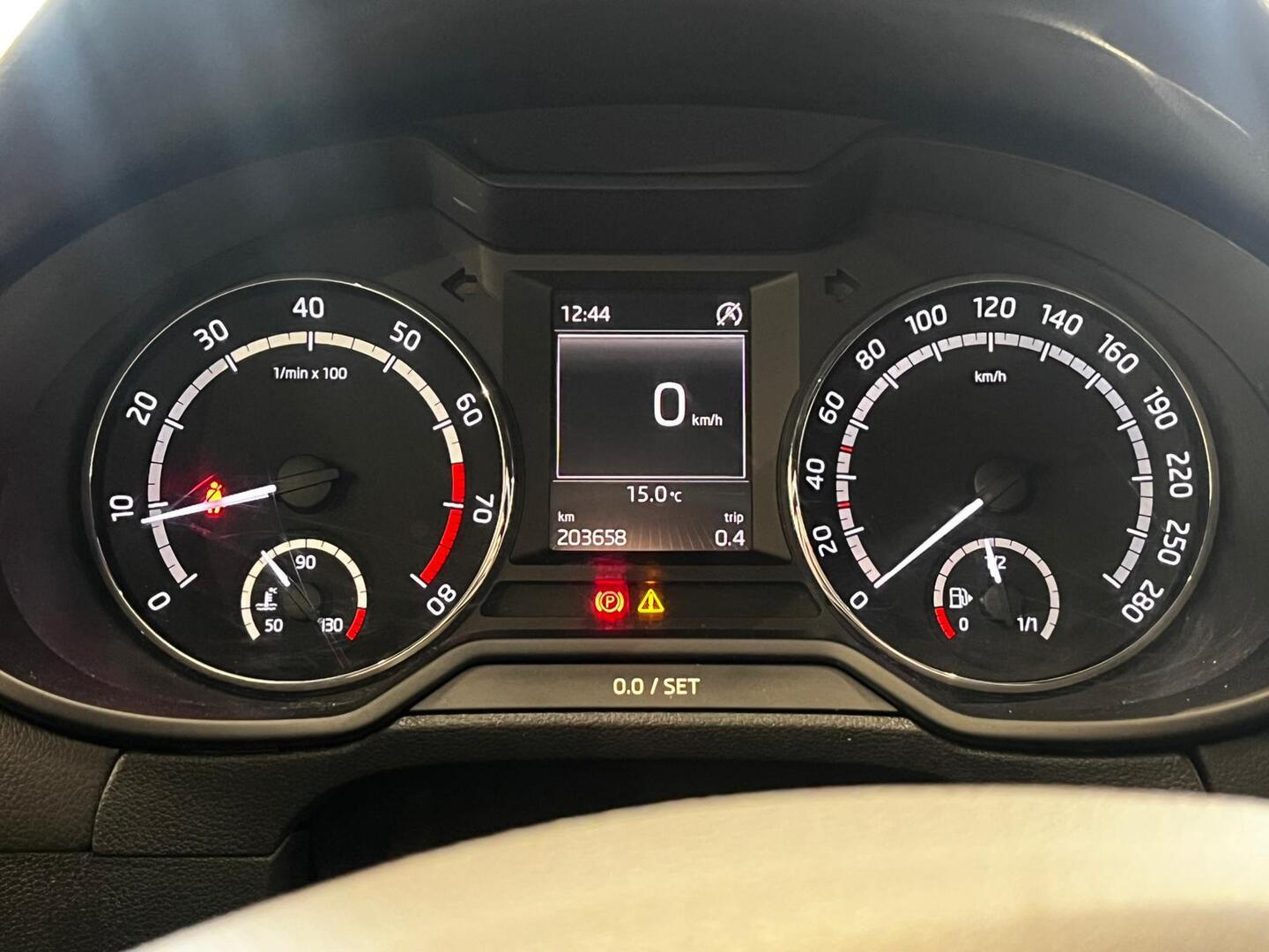 SKODA Octavia 2015