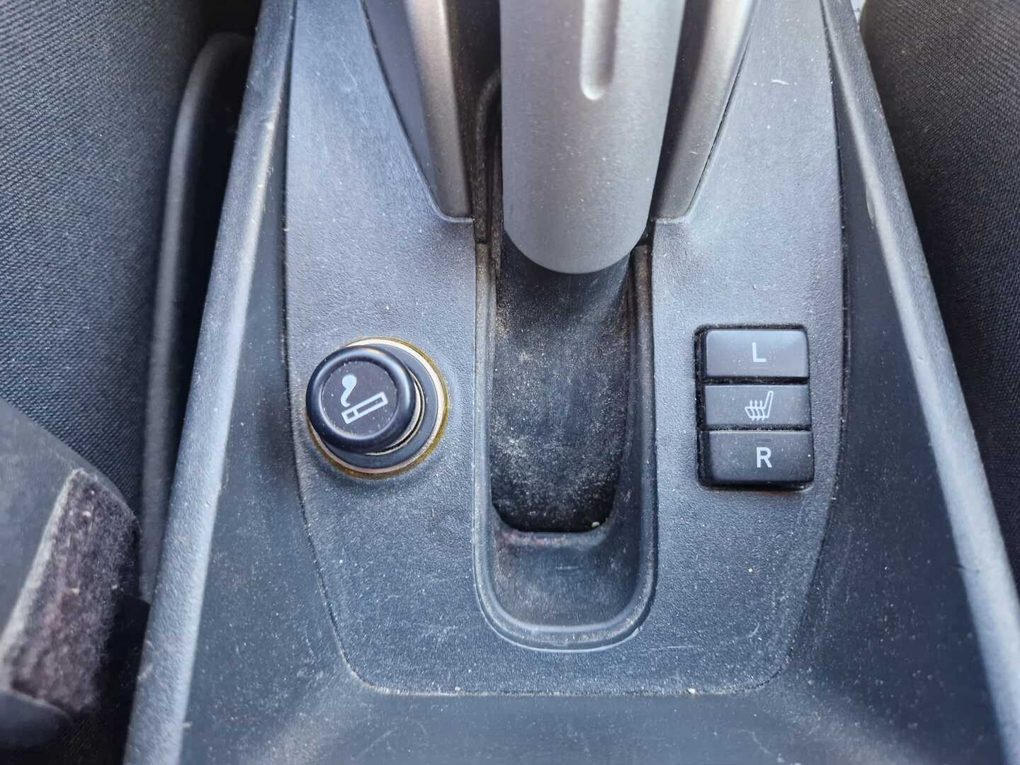 TOYOTA Auris 2008