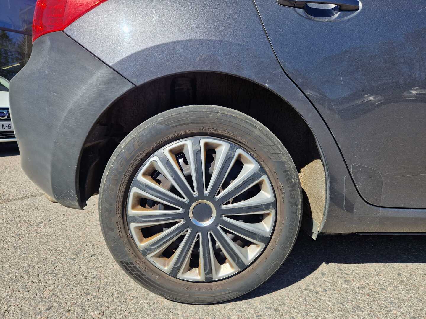 TOYOTA Auris 2008