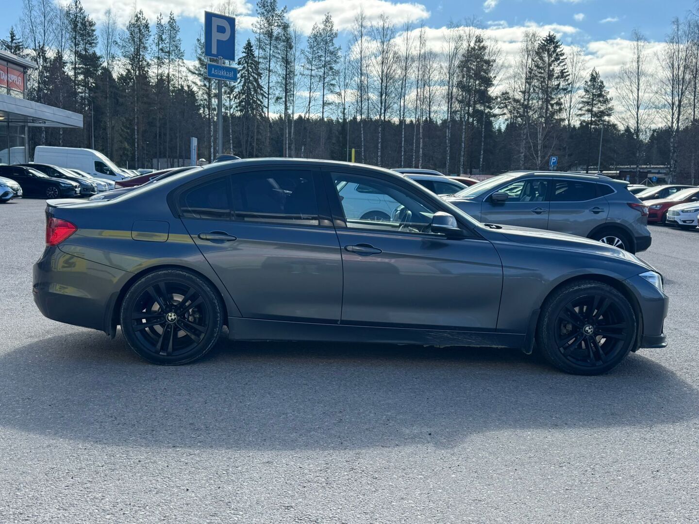 BMW 320 2014
