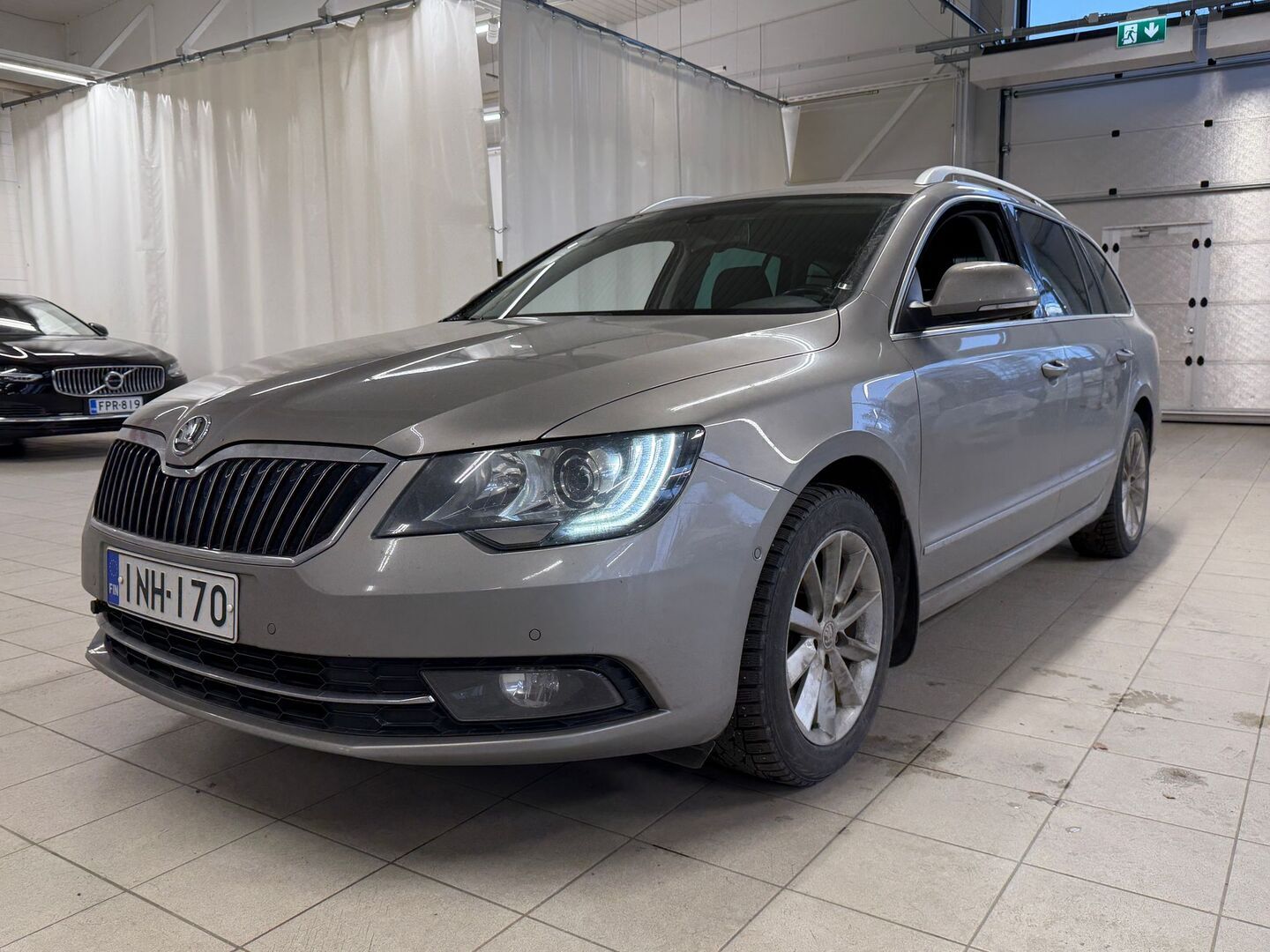 SKODA Superb 2014