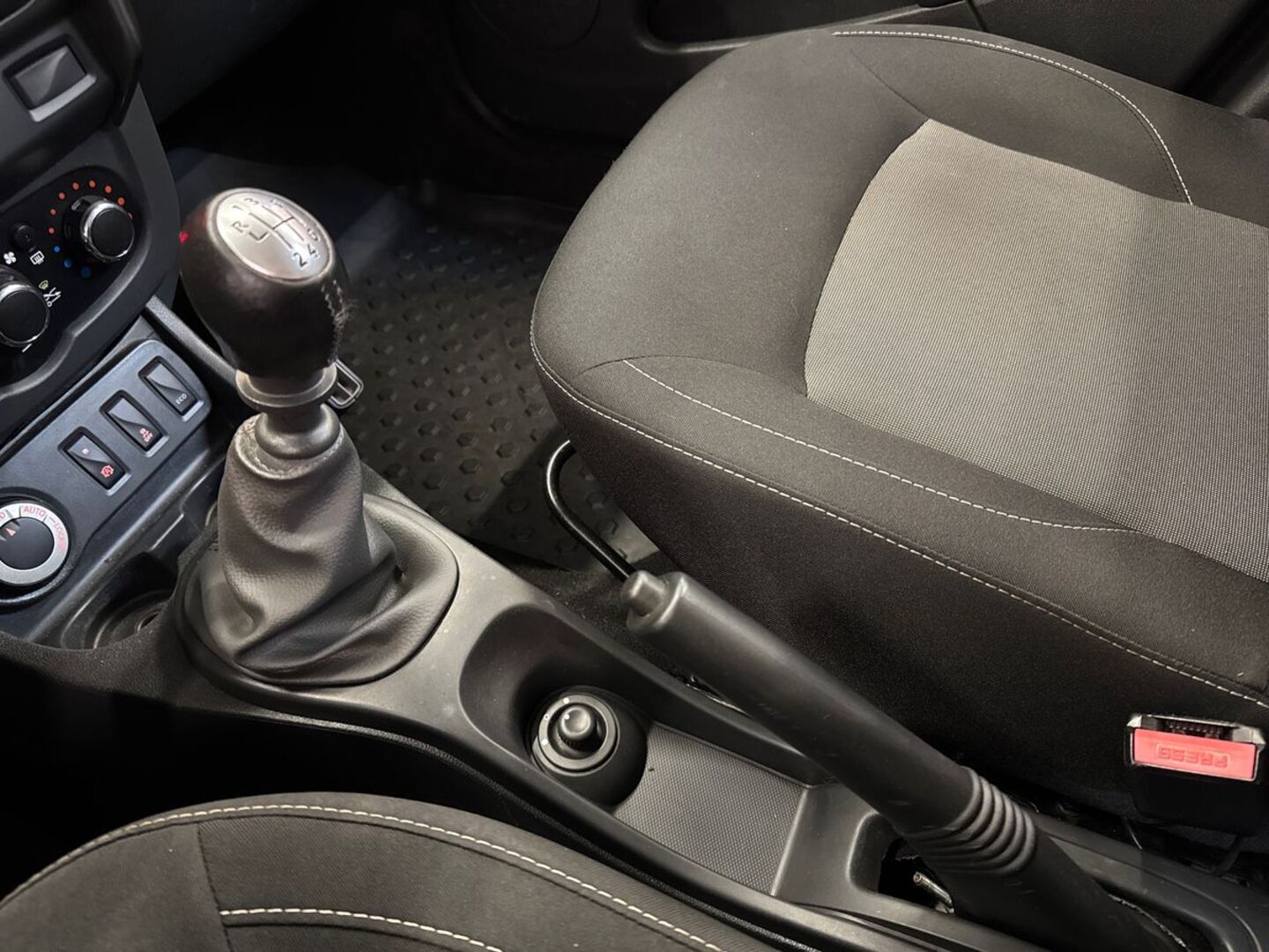 DACIA Duster 20