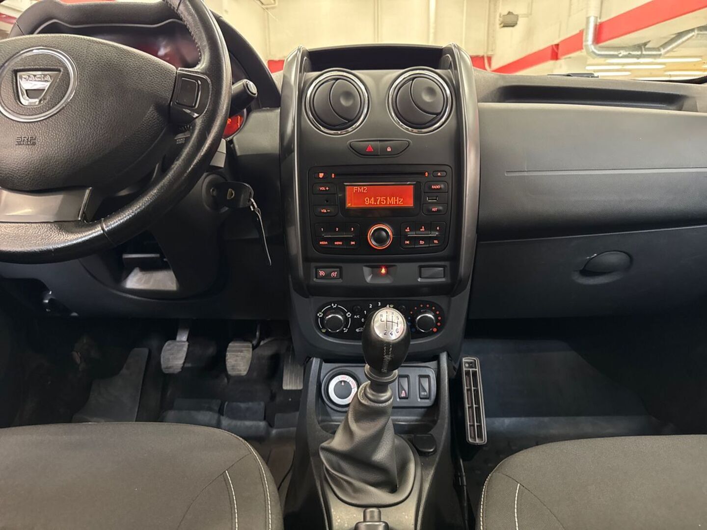 DACIA Duster 23