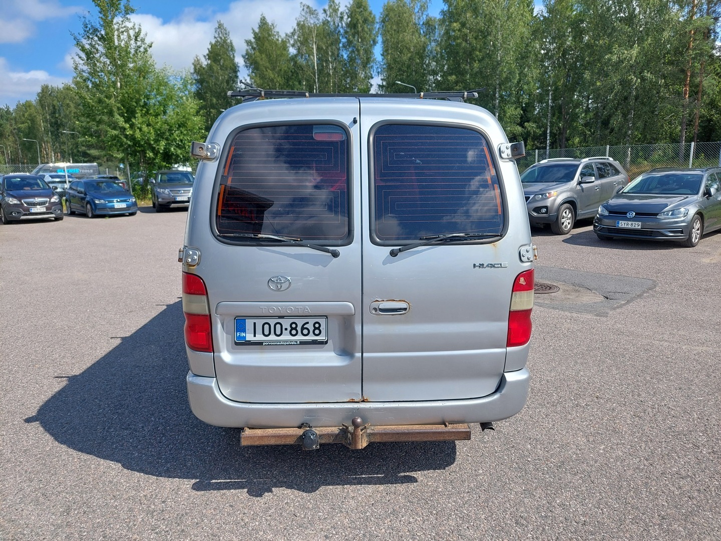 TOYOTA Hiace 2009