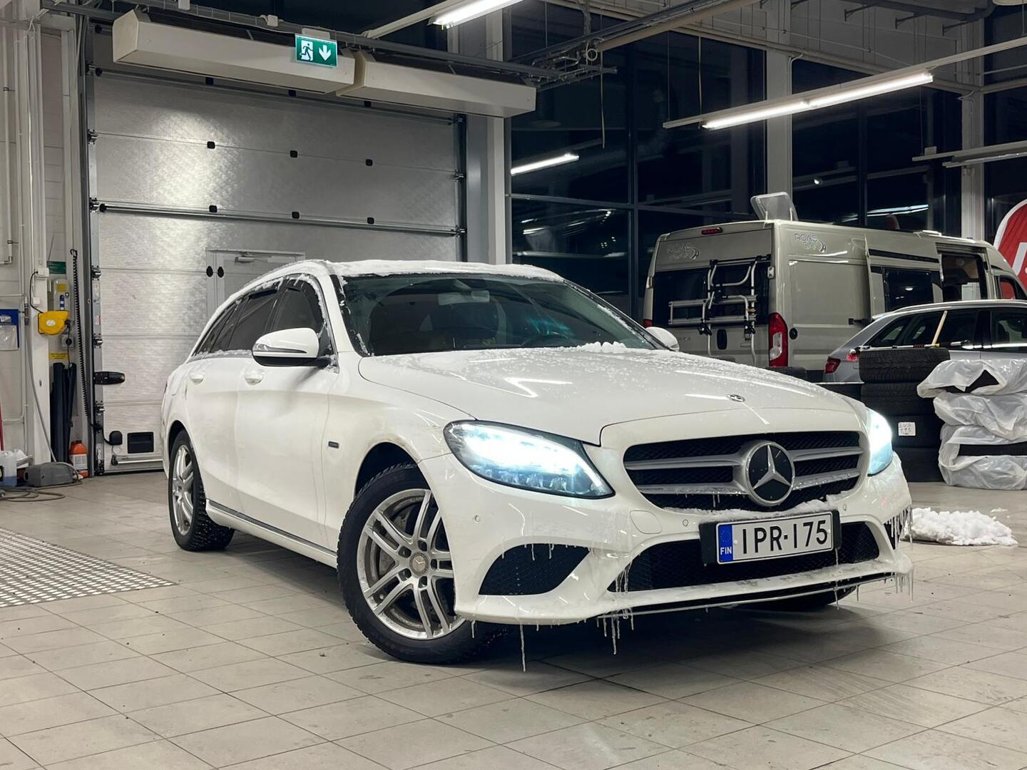MERCEDES-BENZ C 2019