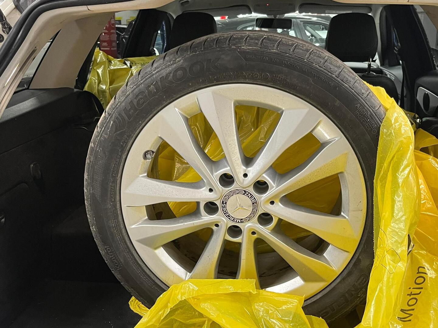 MERCEDES-BENZ C 2019