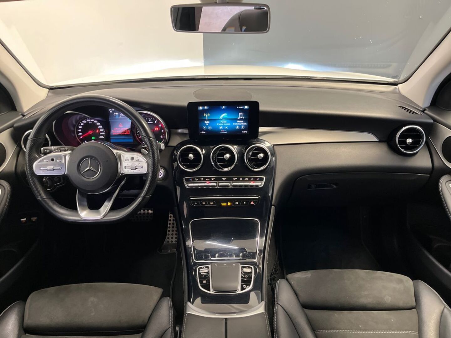 MERCEDES-BENZ GLC 25