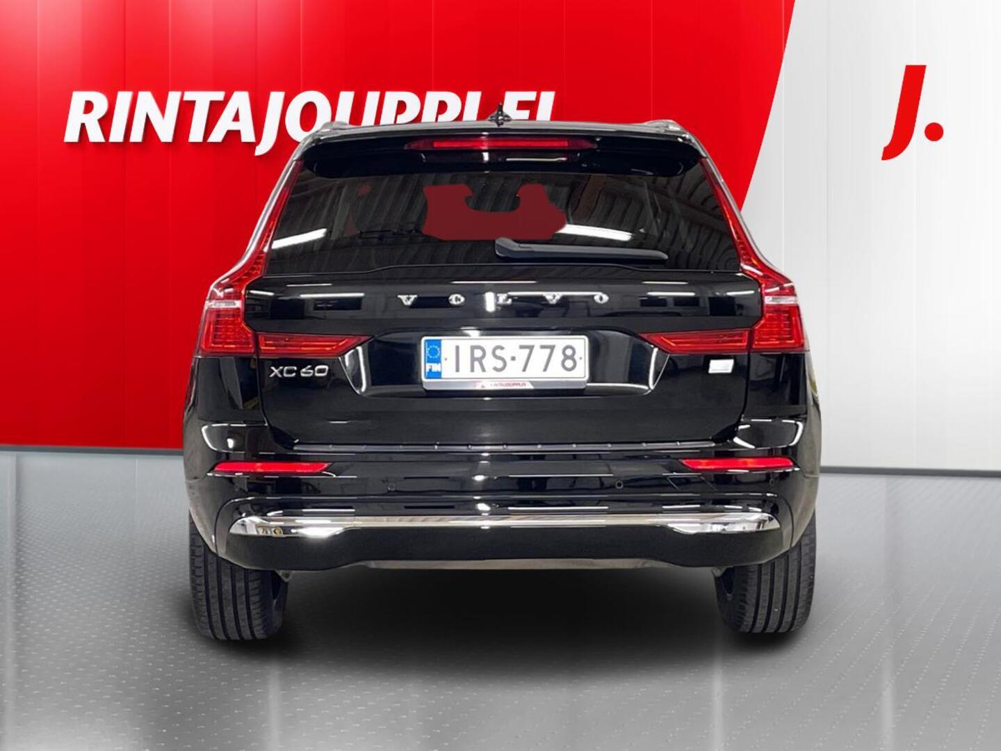 VOLVO XC60 2022