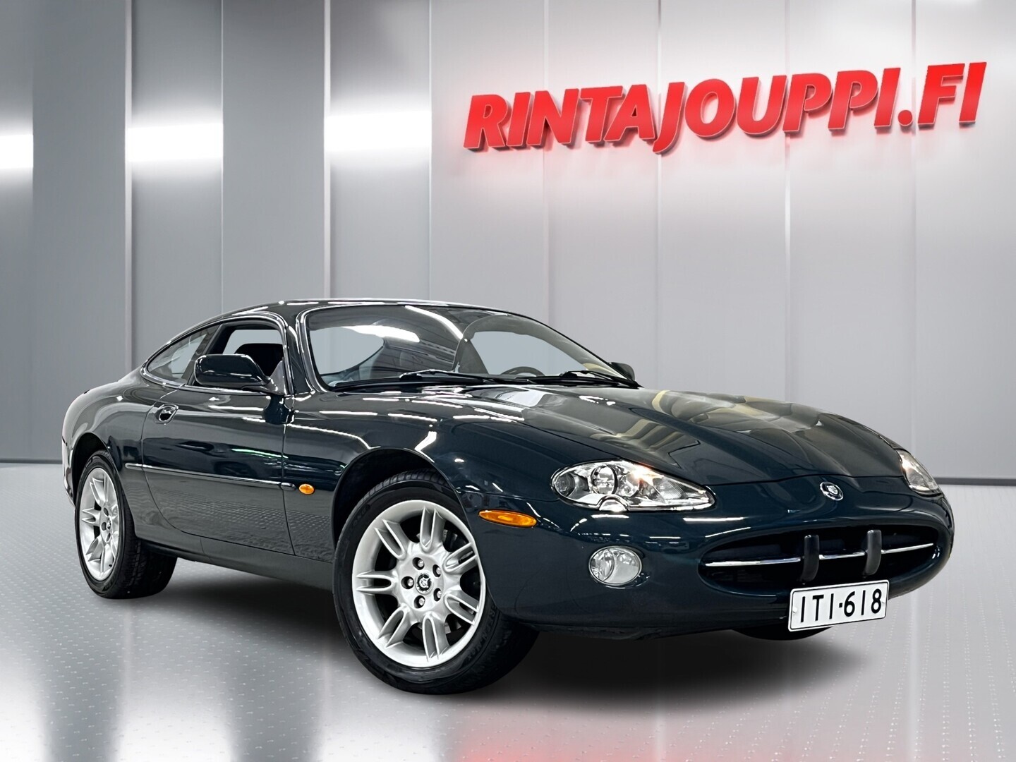 JAGUAR XK8 2001