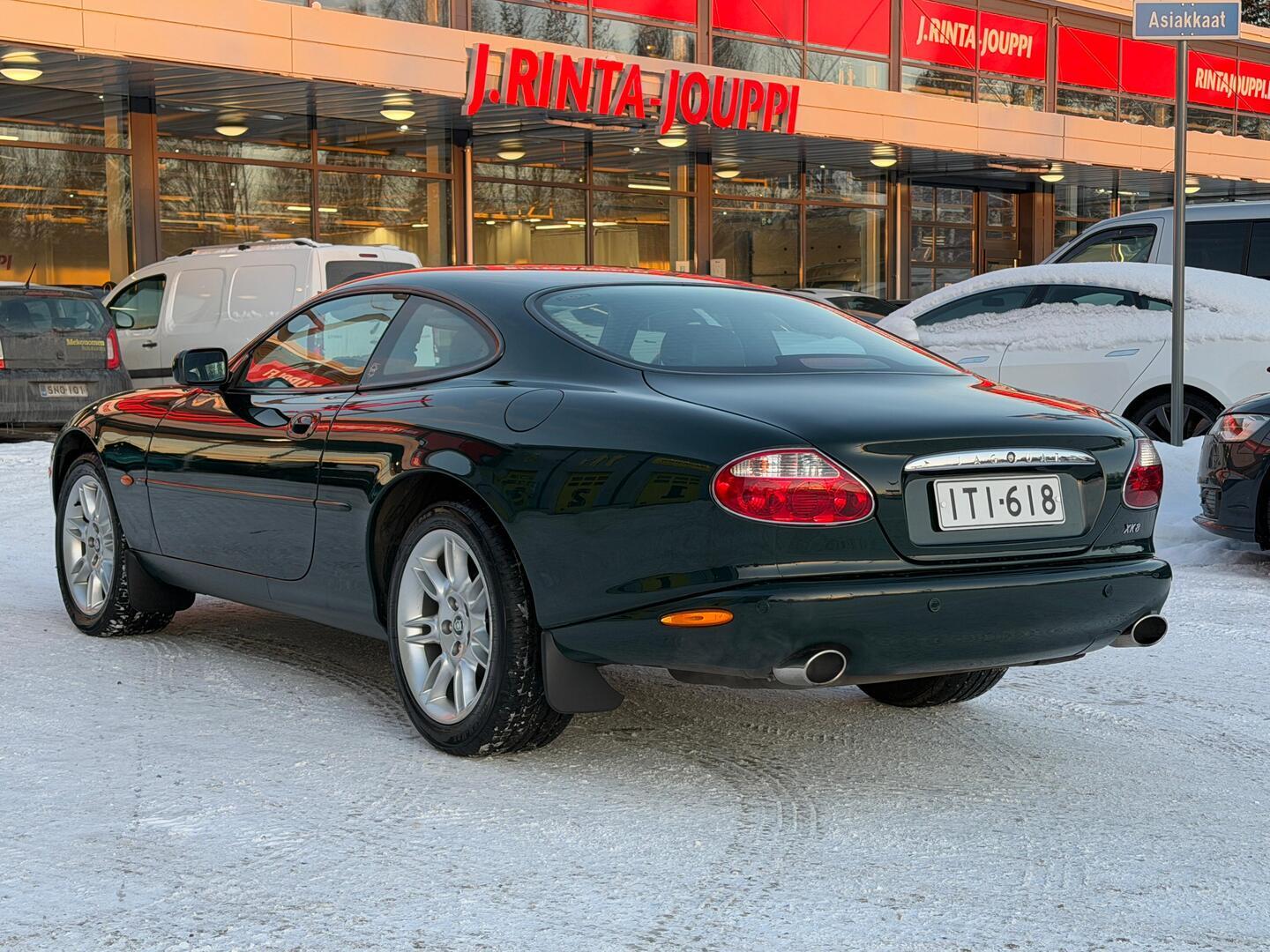 JAGUAR XK8 2001