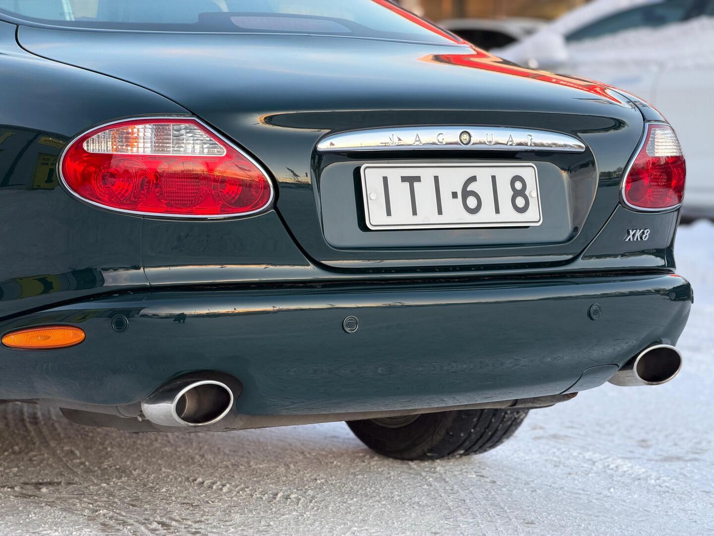 JAGUAR XK8 2001
