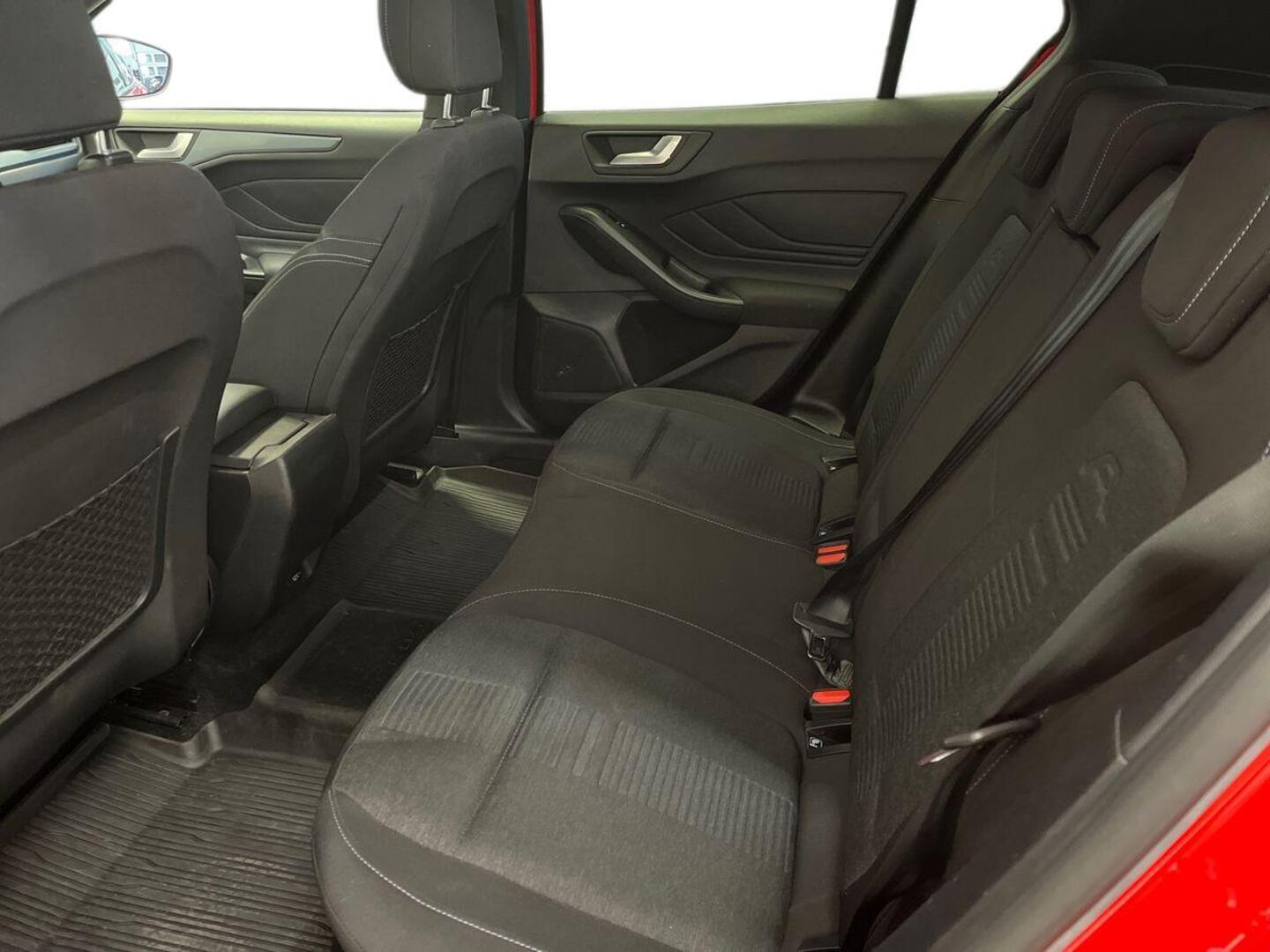 FORD Focus 10