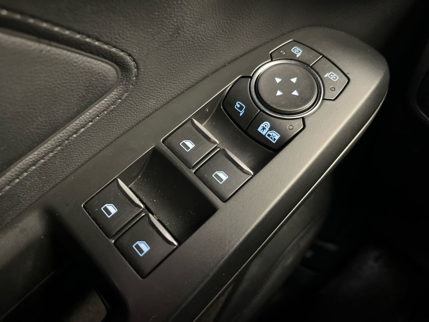 FORD Focus 22