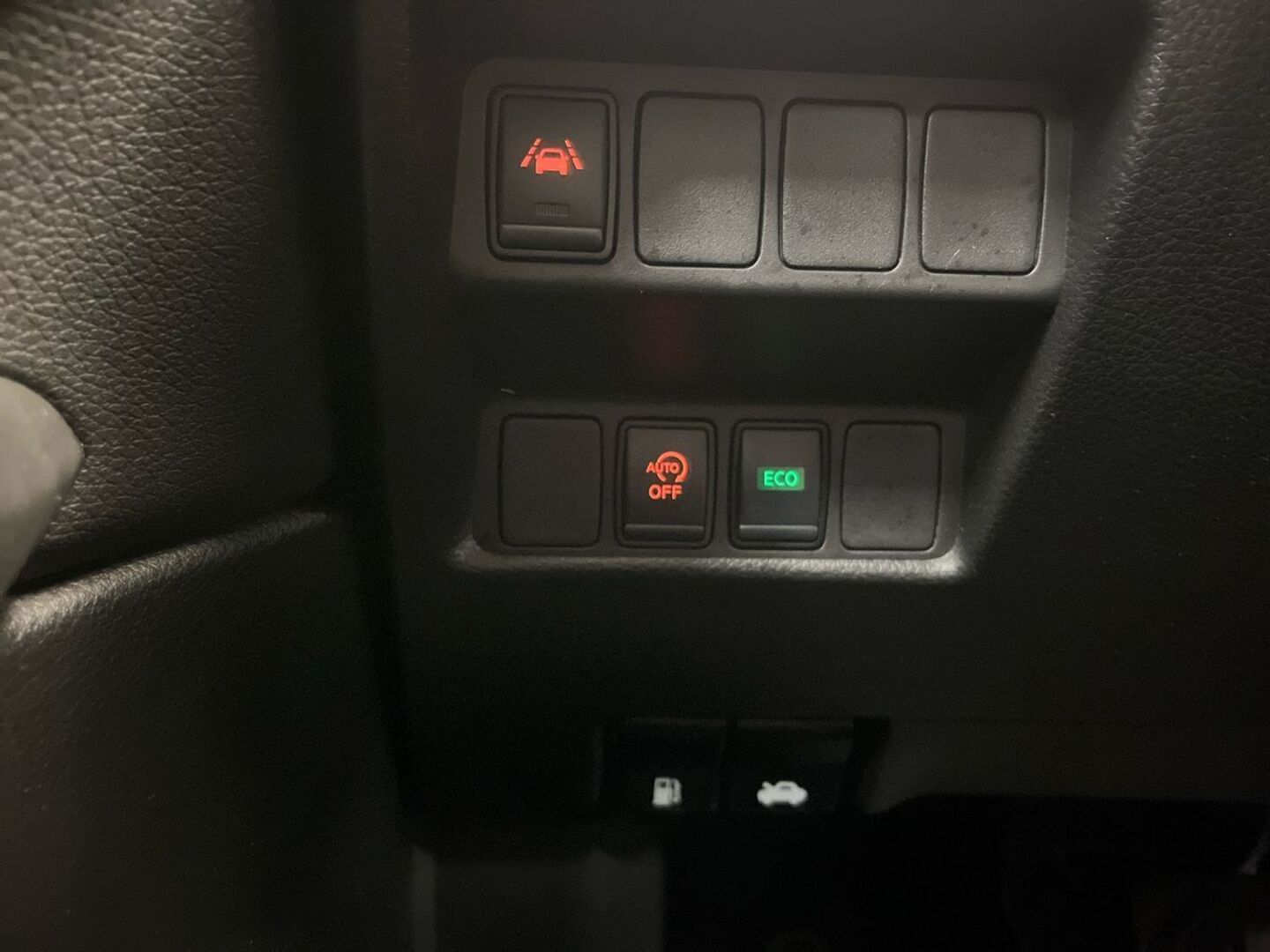 NISSAN Qashqai 24