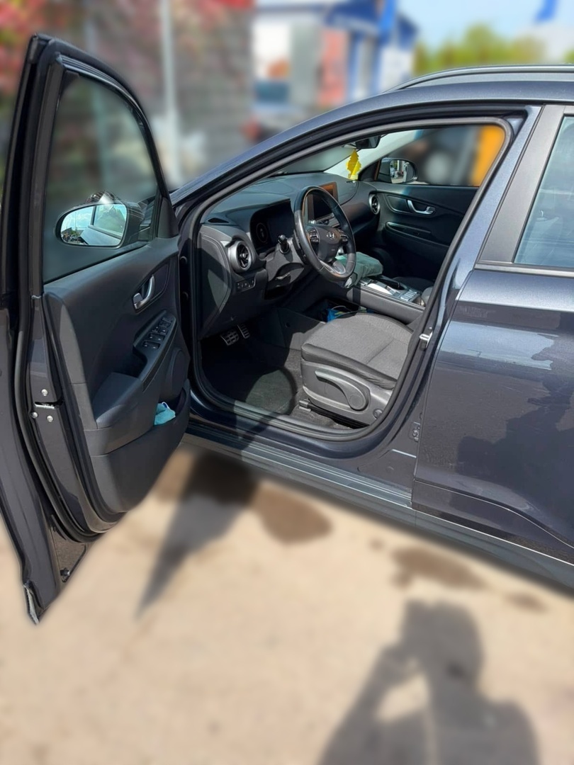 HYUNDAI KONA 2023