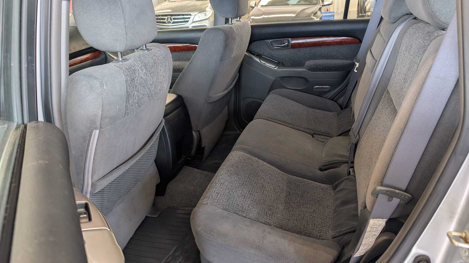 TOYOTA Land Cruiser 2003