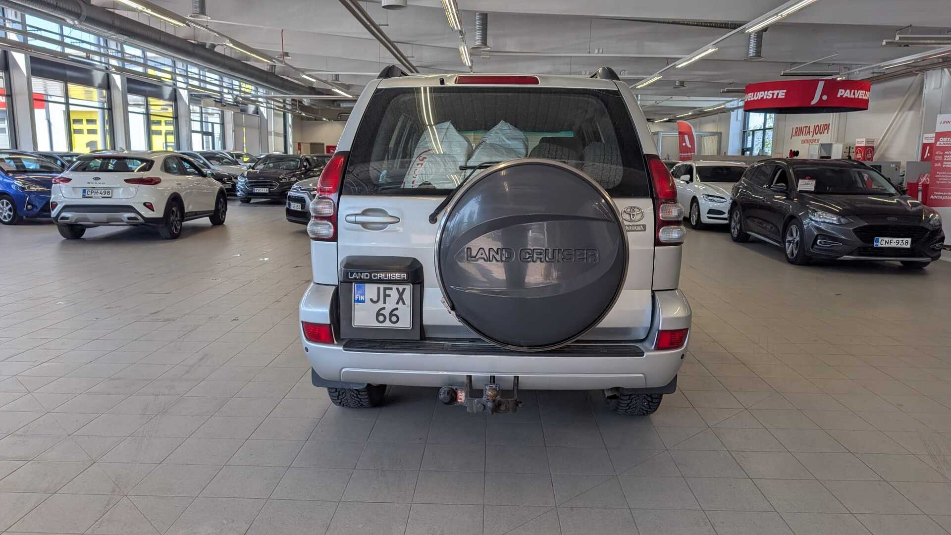 TOYOTA Land Cruiser 2003