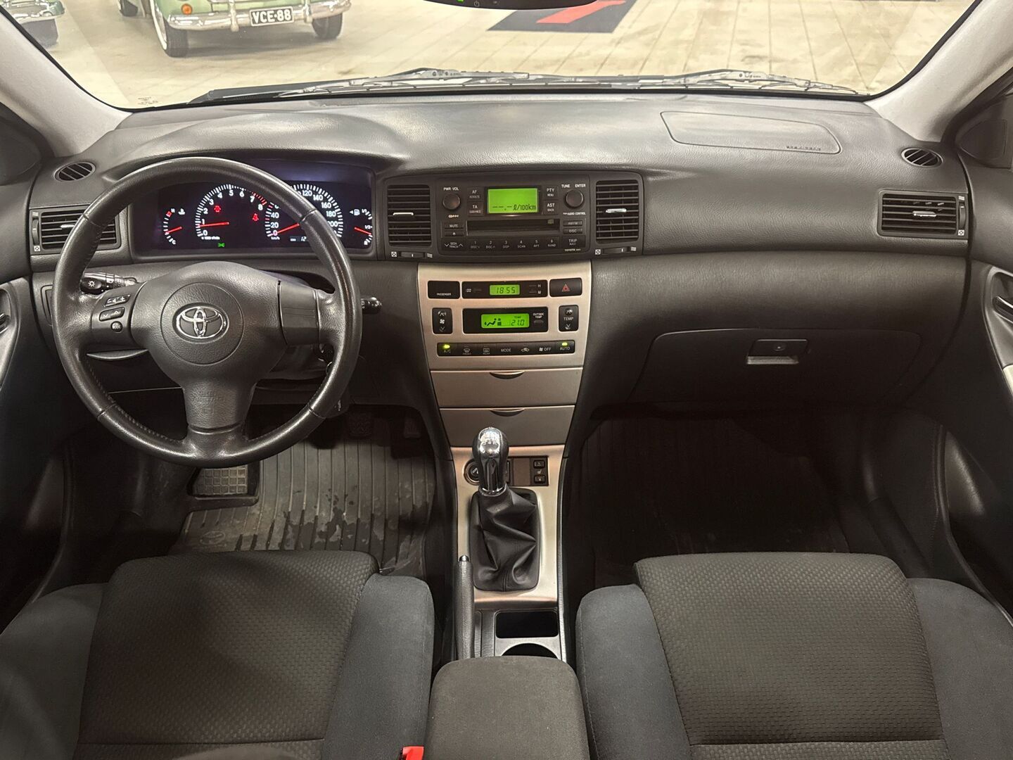 TOYOTA Corolla 2005