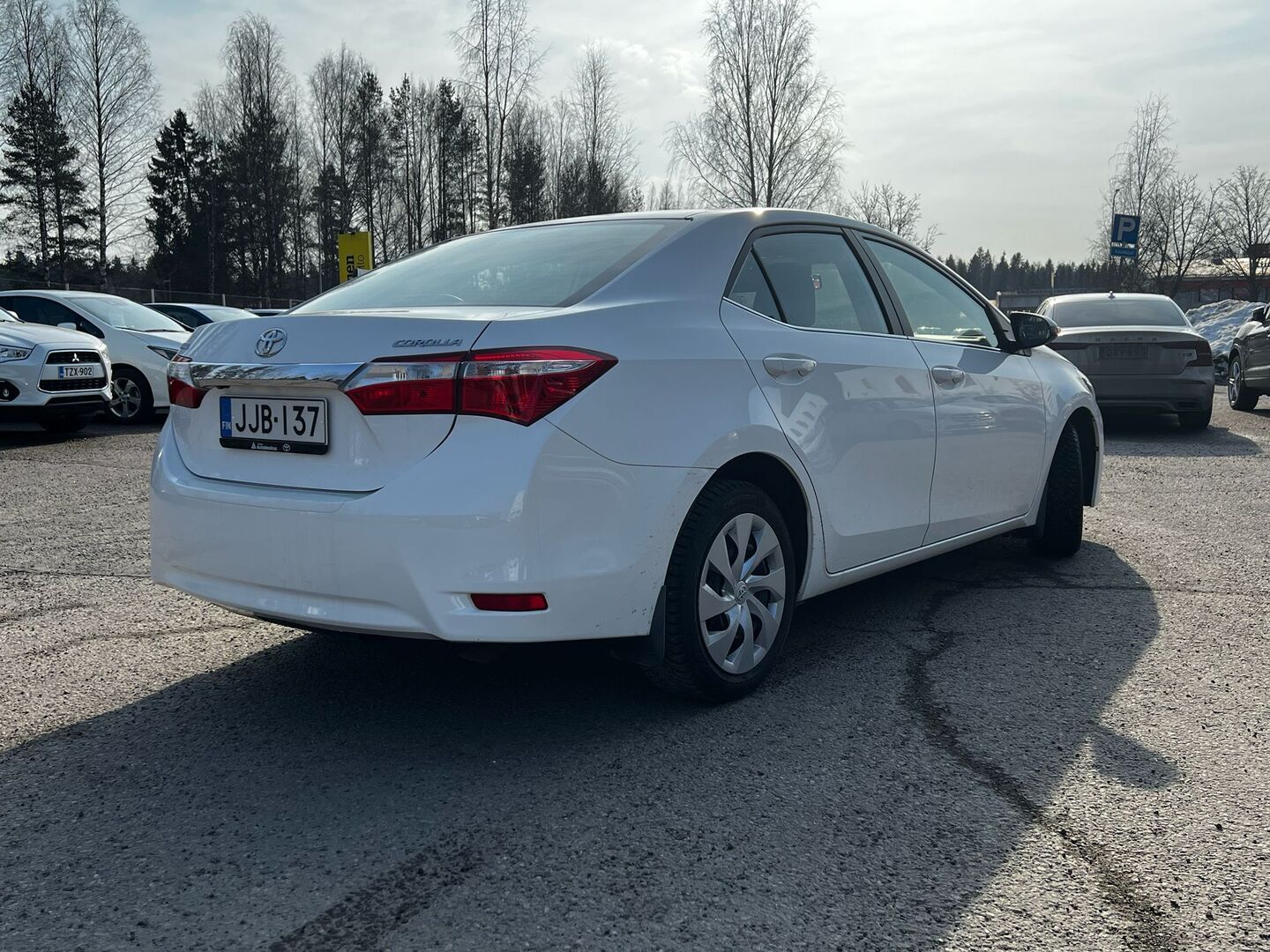 TOYOTA Corolla 2013