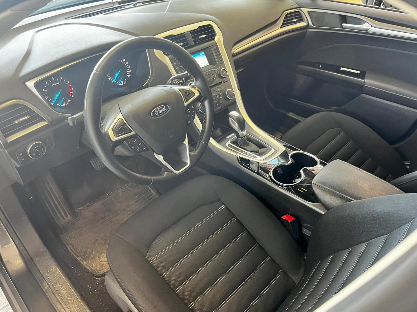 FORD Mondeo 2015
