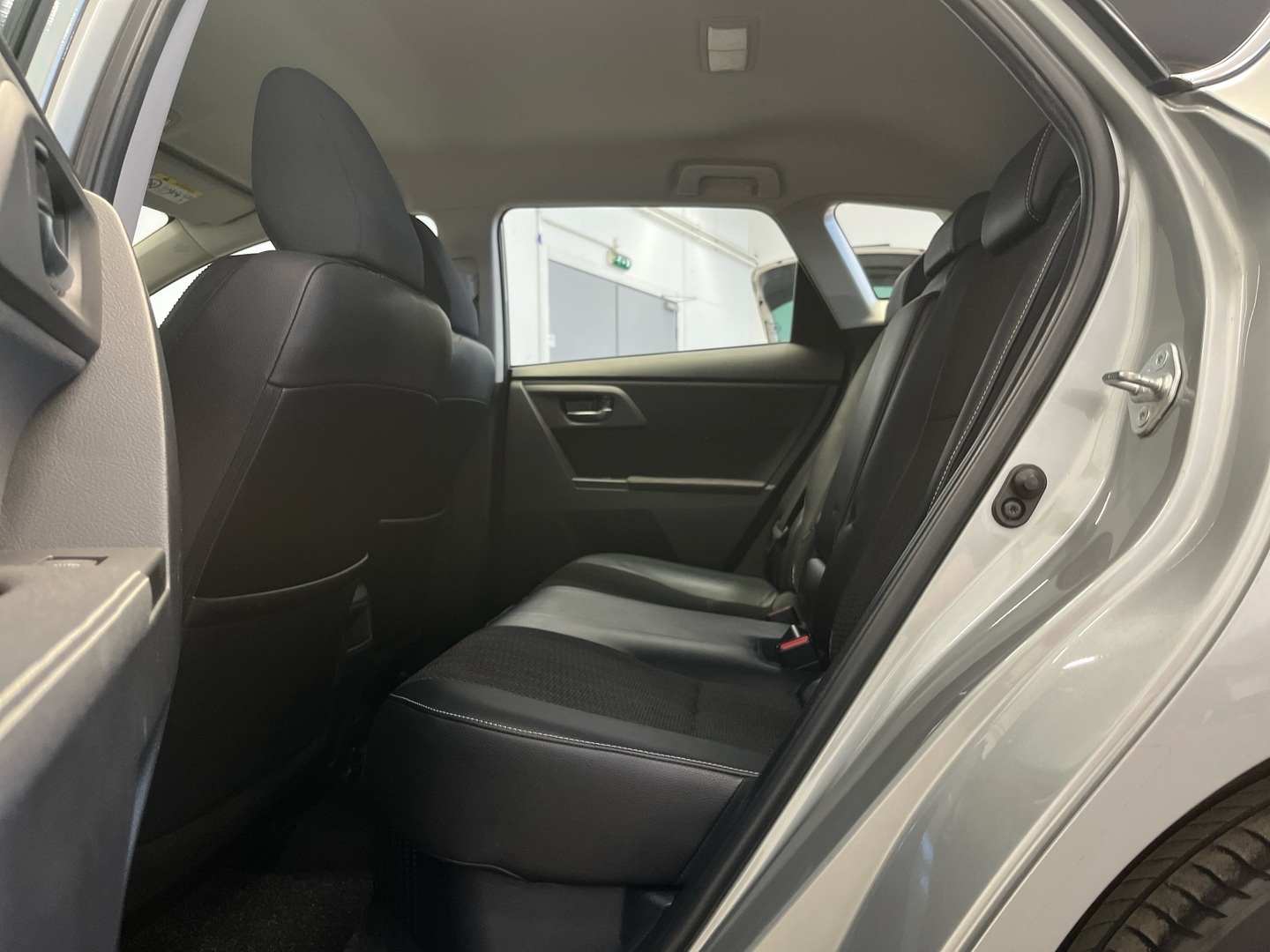 TOYOTA Auris 2013