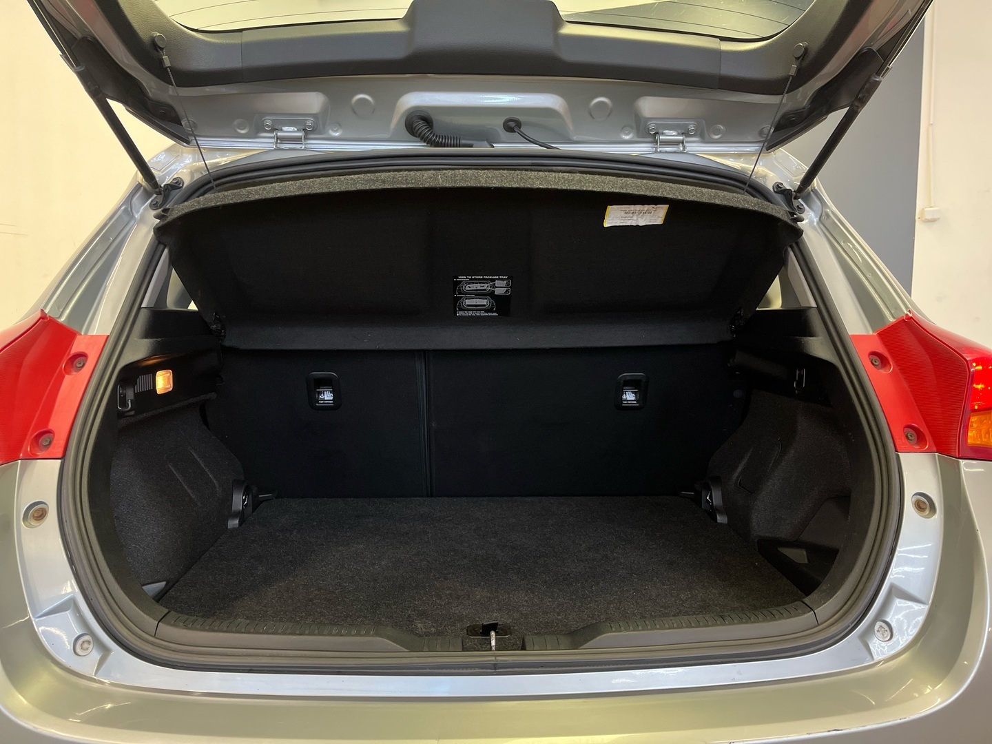 TOYOTA Auris 2013