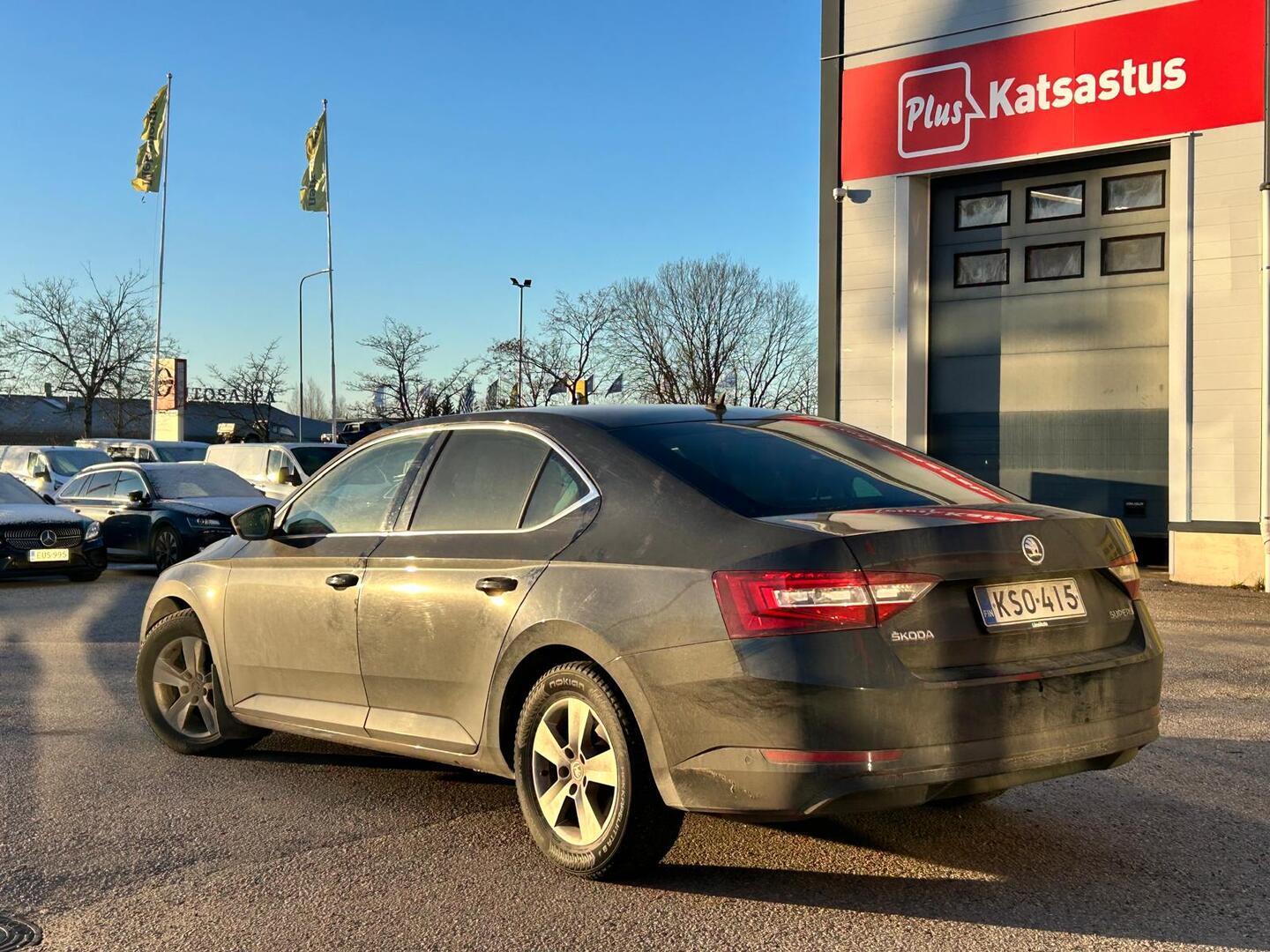 SKODA Superb 2017