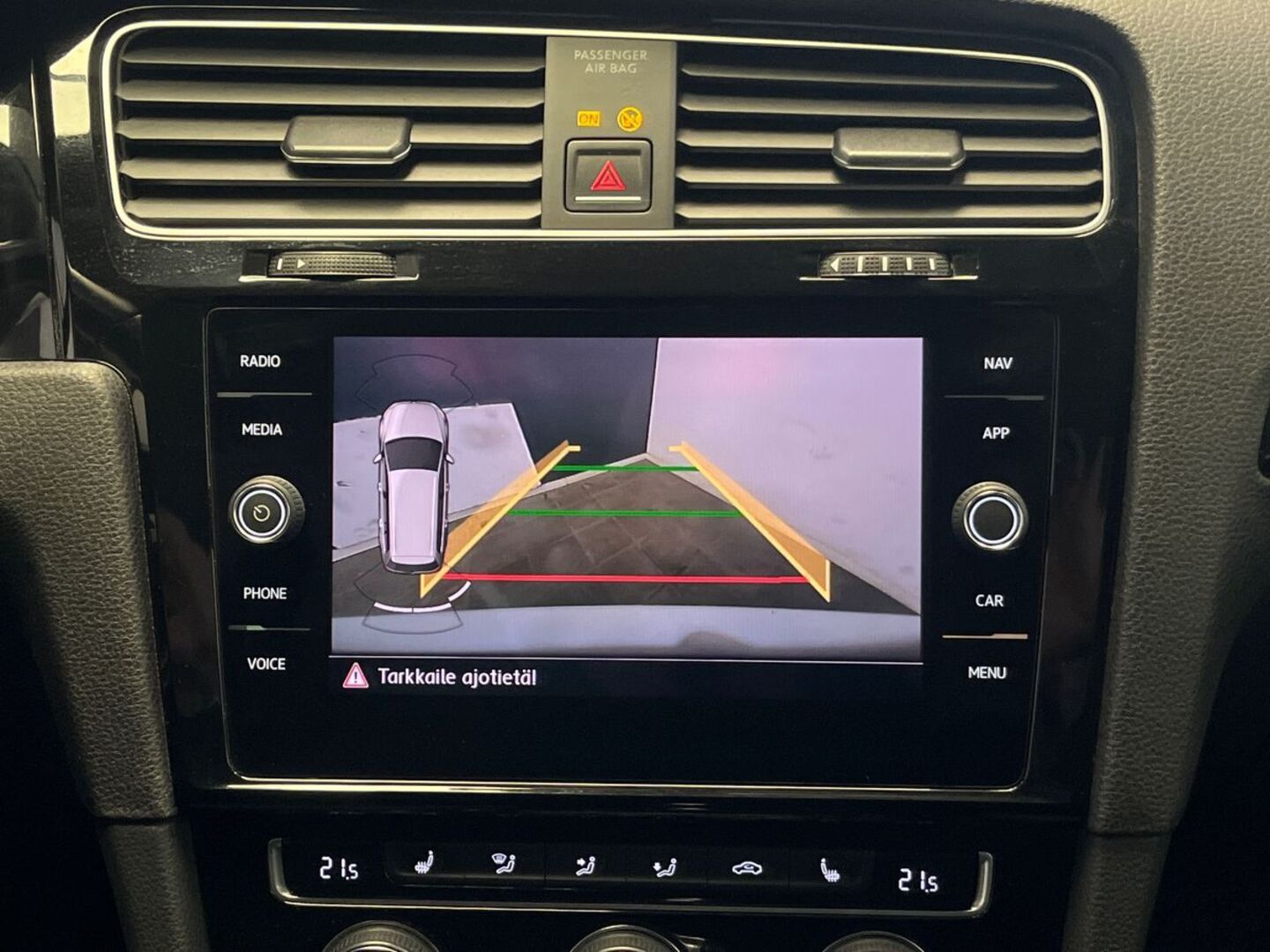 VOLKSWAGEN Golf 2018