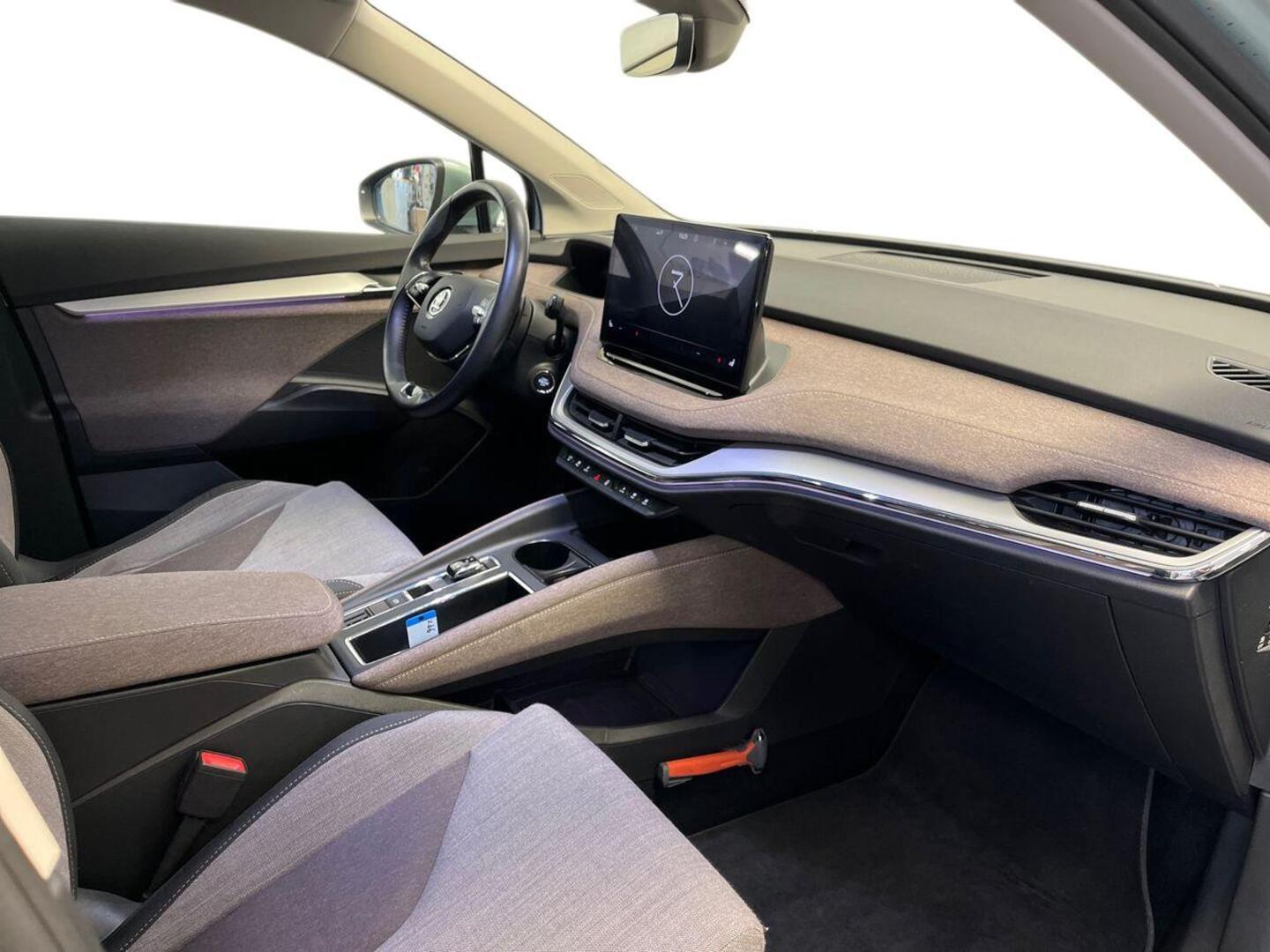 SKODA Enyaq 2021